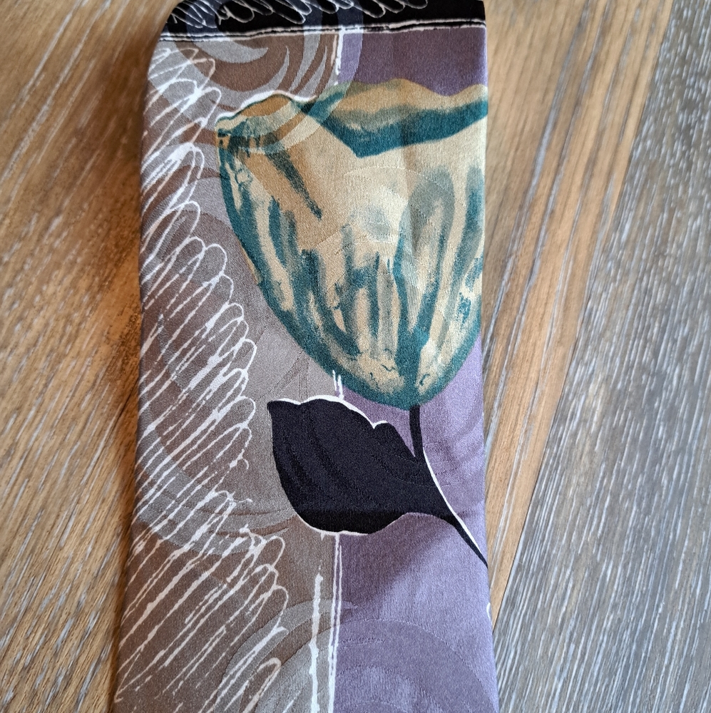 Chez Roffe Silk Tie - Picture 3 of 4